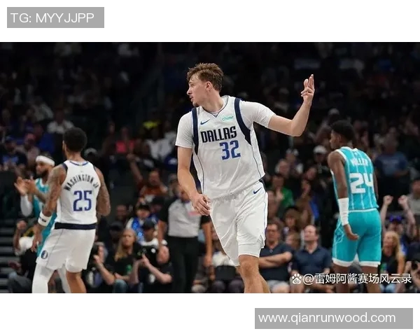 黄蜂队宣布签下新秀后卫约翰逊，未来之星闪耀全场